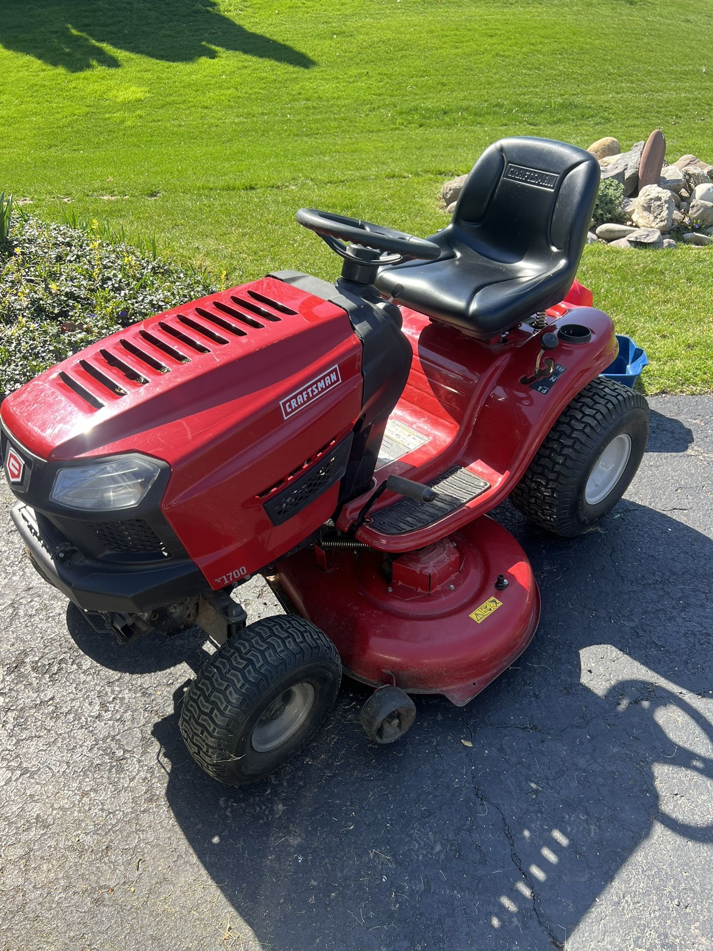 Craftsman T1700 46” Riding Mower