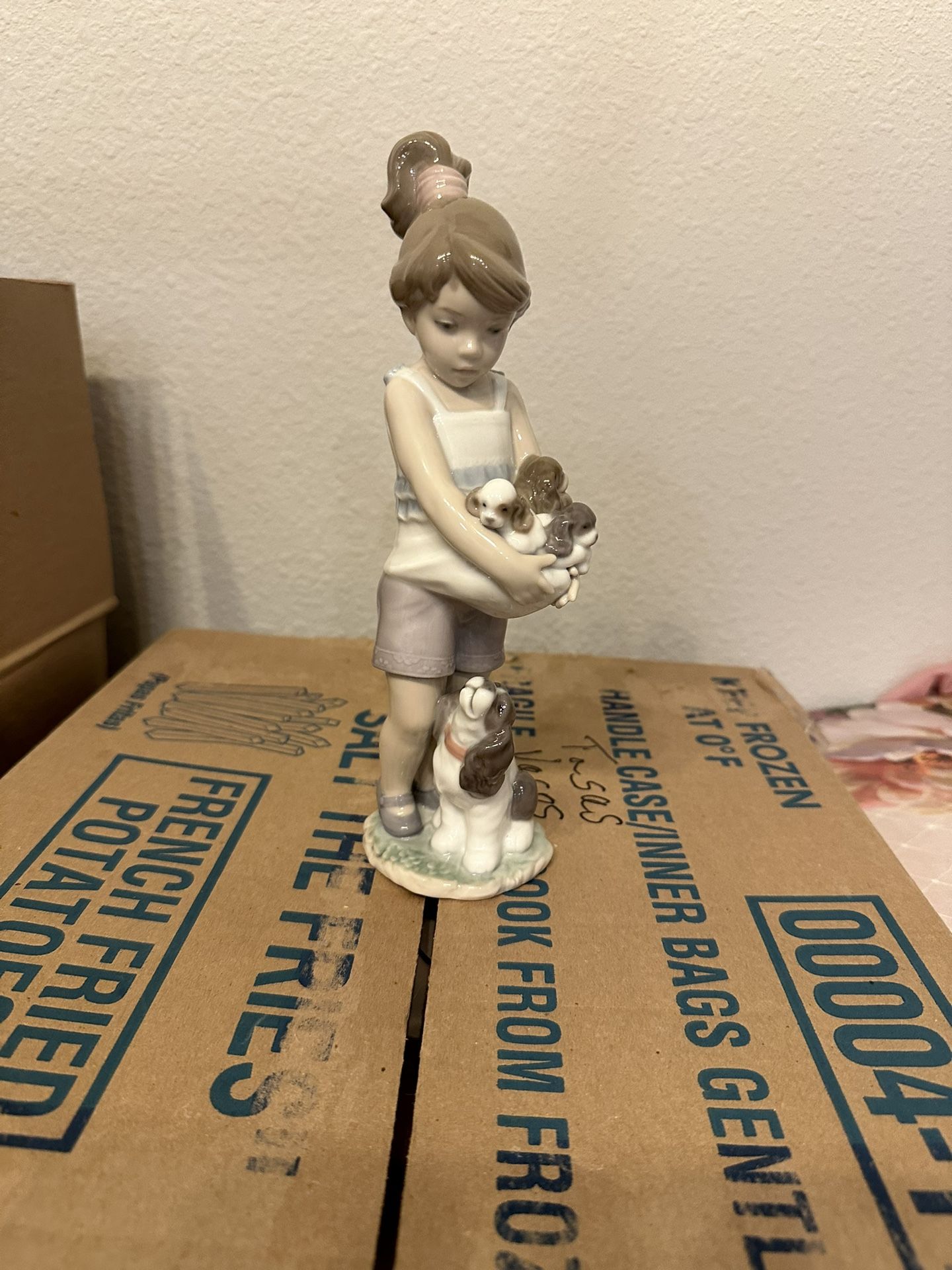 Lladro Figurine