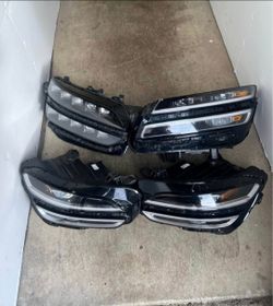 Selling GENESIS OEM headlights G70, G80, G90, GV70, GV80, GV60 Electric