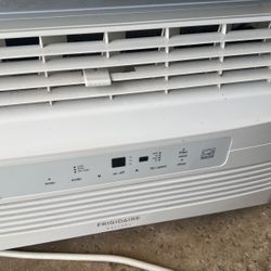 Frigidaire AC Window Unit 