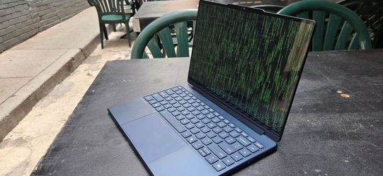Lenovo Yoga 9 2-in-1 14ILL10