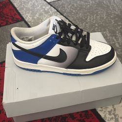 Nike Dunk Size 6.5