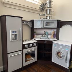 Kidkraft Ultimate Corner Play Kitchen - Espresso