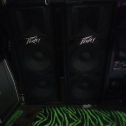 Pro PA Speaker System - Peavey & Quest Audio Dual 15" Cabinets + Amps