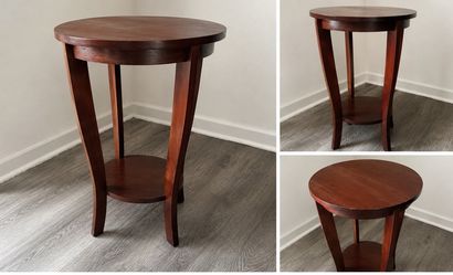 Round Wooden table - dark brown