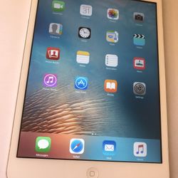 Apple iPad Mini 16GB WiFi Tablet 7.9” 