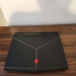 Alienware 13 r3 Gaming Laptop 