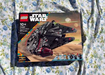 LEGO Star Wars The Dark Falcon Building Set