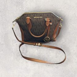 New Michael Kors Coraline 38S1C2CM6B Medium Logo Multi Messenger Bag - Brown