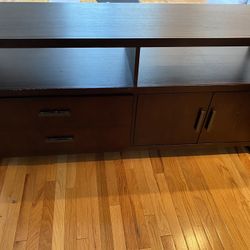 Raymour and Flannigan TV Stand - 2017