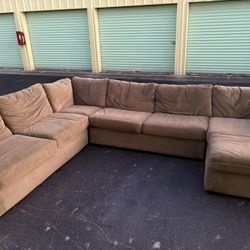 Large Sectional Couch - FREE DELIVERY