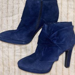 Gianni Bini Booties With Bows Size 8.5