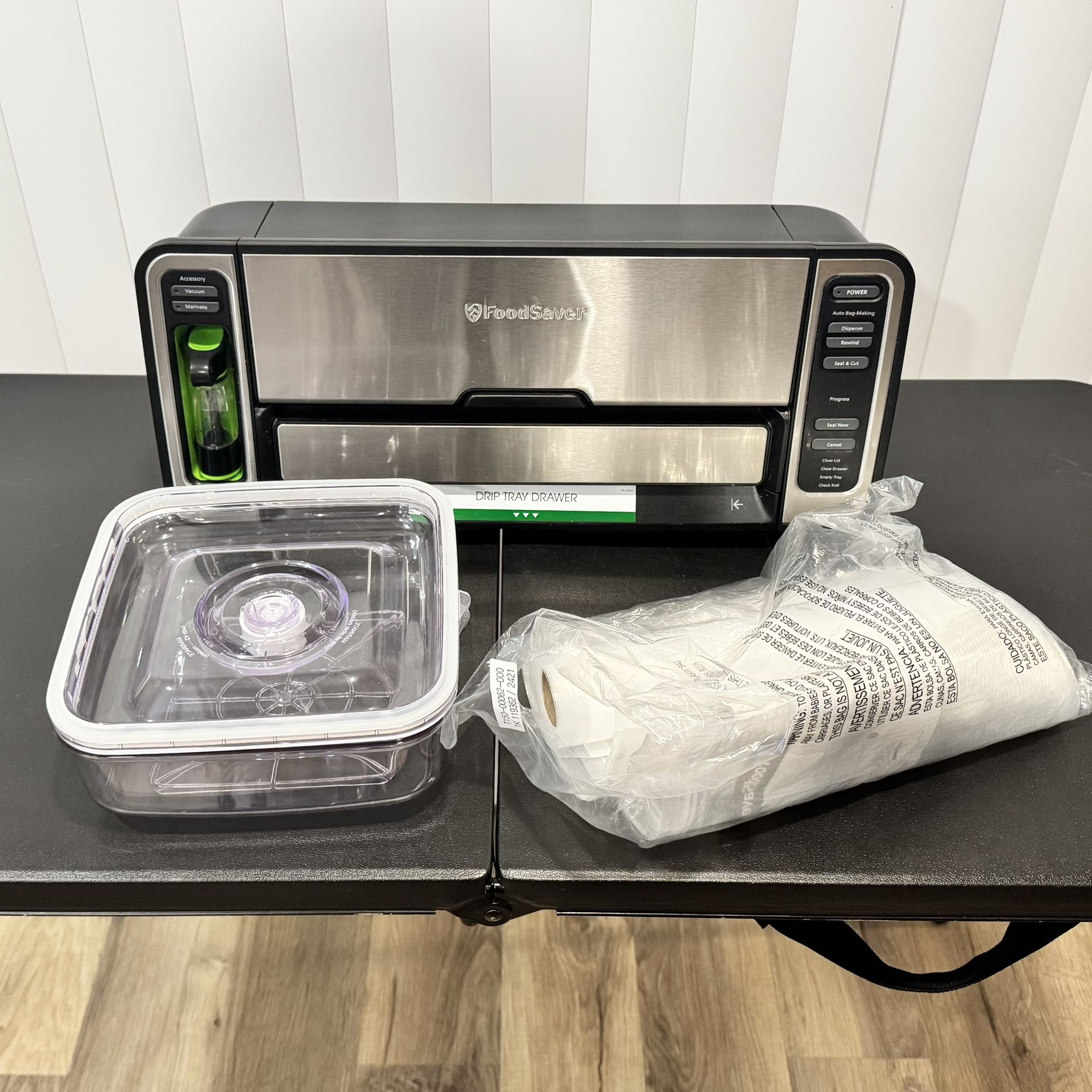 FoodSaver V5860 Sealing System
