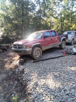 02 Dakota Pickup Truck 4x4