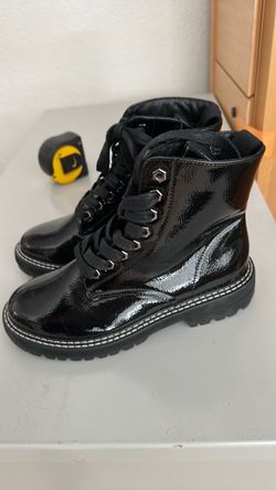 Cushionaire size 8 boot