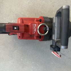 Milwaukee Heavy Duty Impact Gun