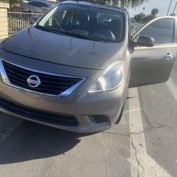 2012 Nissan Versa