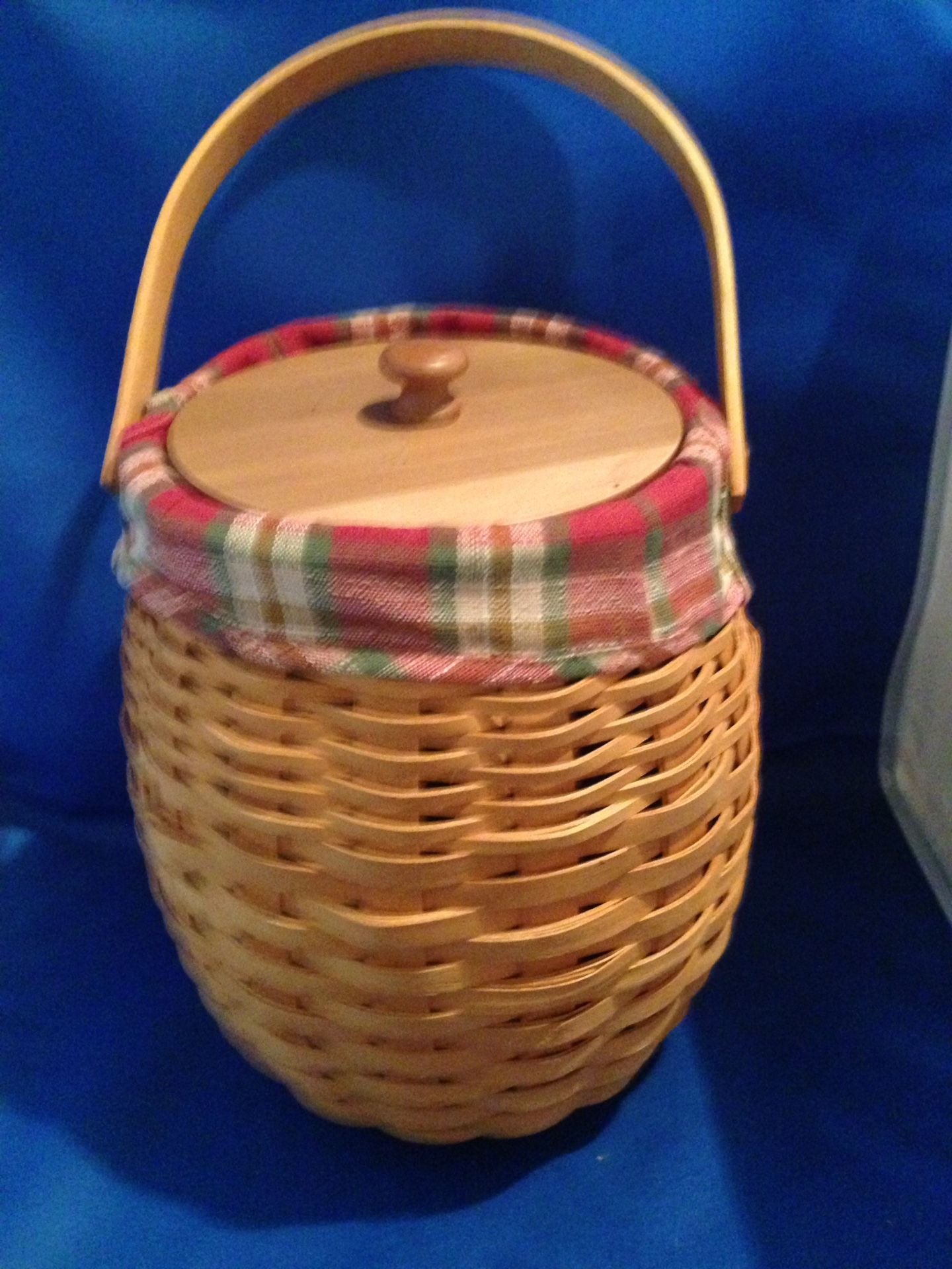 Longaberger Basket with lid & liner