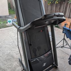 NordicTrack FlexSmart Treadmill 