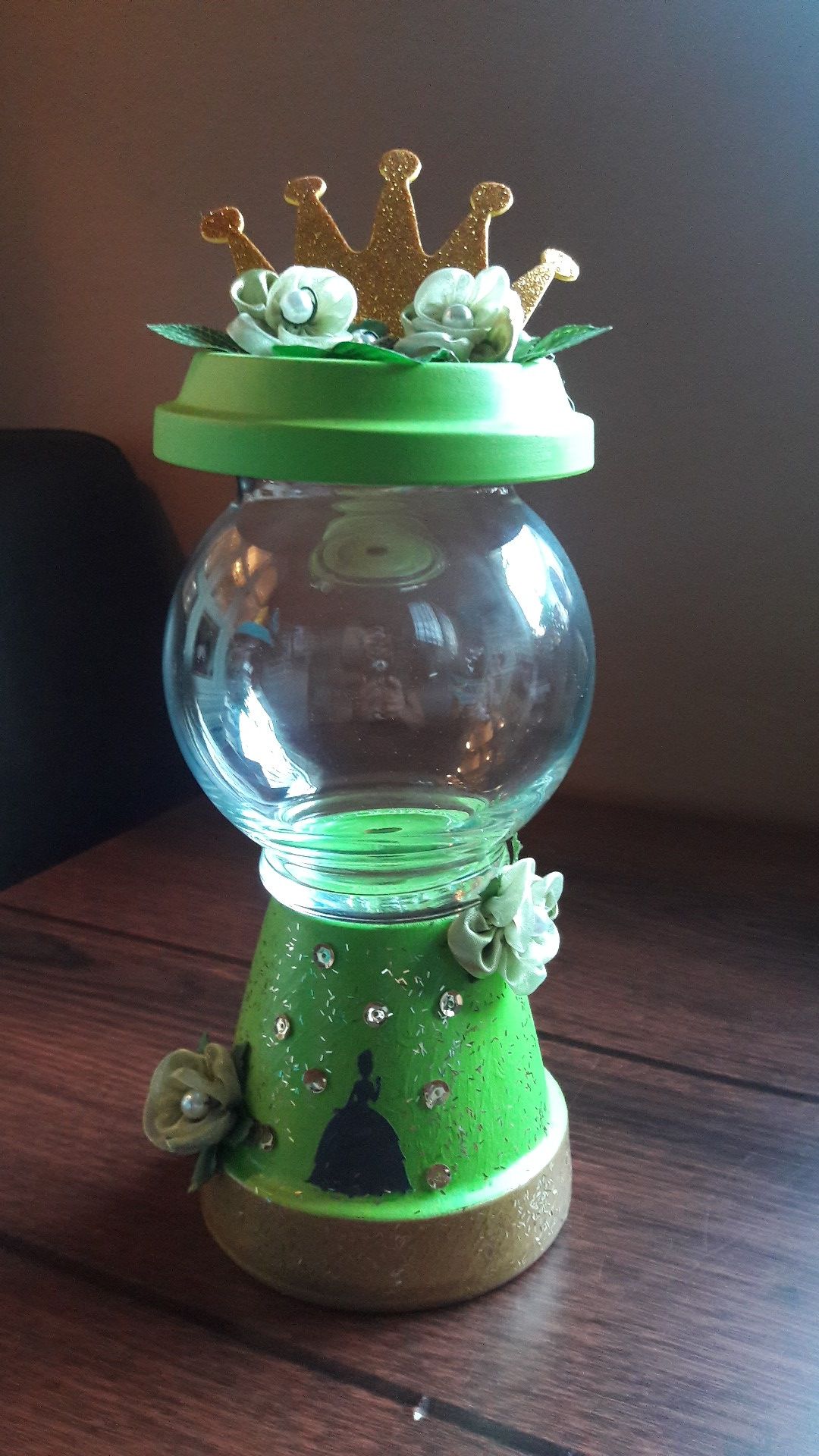 Handcrafted centerpiece Princess Tiana