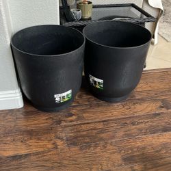 Self Watering Planters (2)