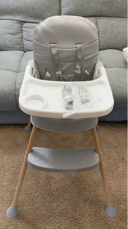 Children’s chair, new; there is a crack on the side—it doesn’t affect stability, only appearance.