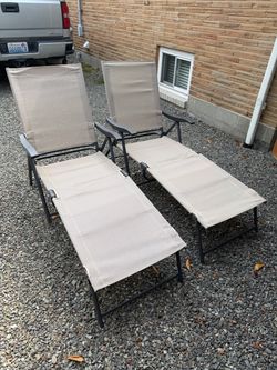 Pair of Collapsable Outdoor Loungers