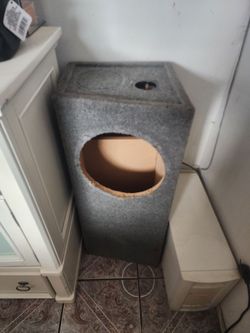 Speaker box