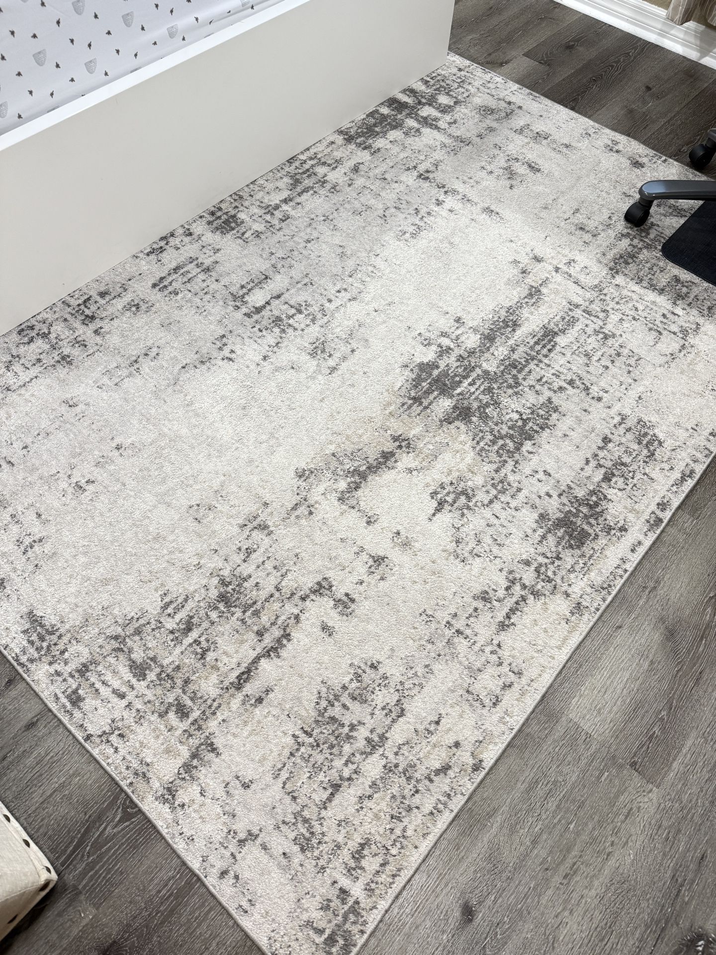 5*7 Rug And Runner, Good Condition. Made In Turkey