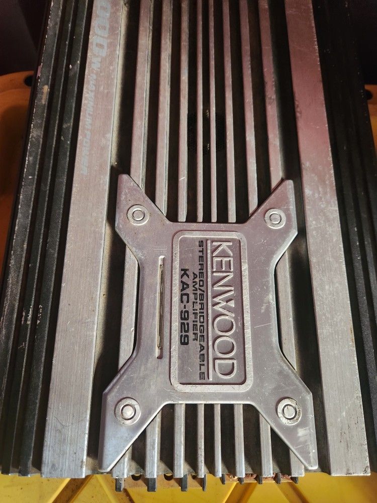 Kenwood Amp
