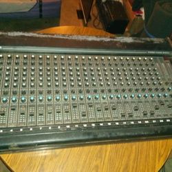 Peavey 24 track stereo mixing system