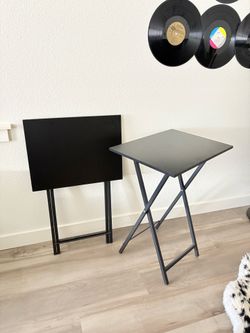 2 Folding TV Tables