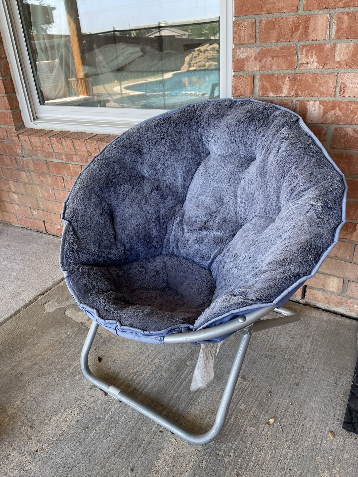 Foldable Faux Fur Saucer Chair 