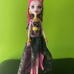 Monster High Draculaura 13 Wishes Haunt The Casbah