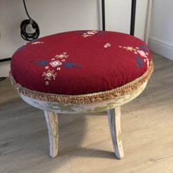 Vintage Round Ottoman – Hand-Embroidered Burgundy Folk Art + Shabby Chic