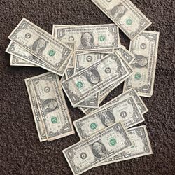 Lot of 45 Star ⭐️ NOTES ONES 😎