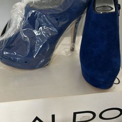 ALDO SHOES BLUE SUEDE ANKLE HOOTS