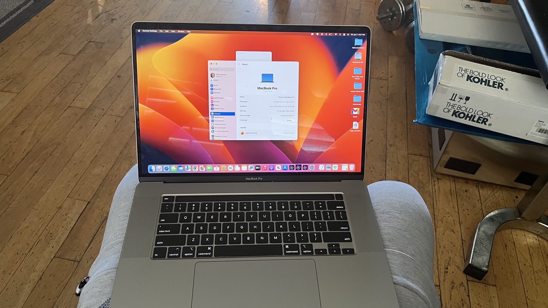 MacBook Pro Retina Touch 16-inch i7 (2019) - Core i7 - 16GB - SSD 512 GB