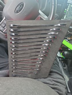 Snap on 4 way wrenches 10-27 set