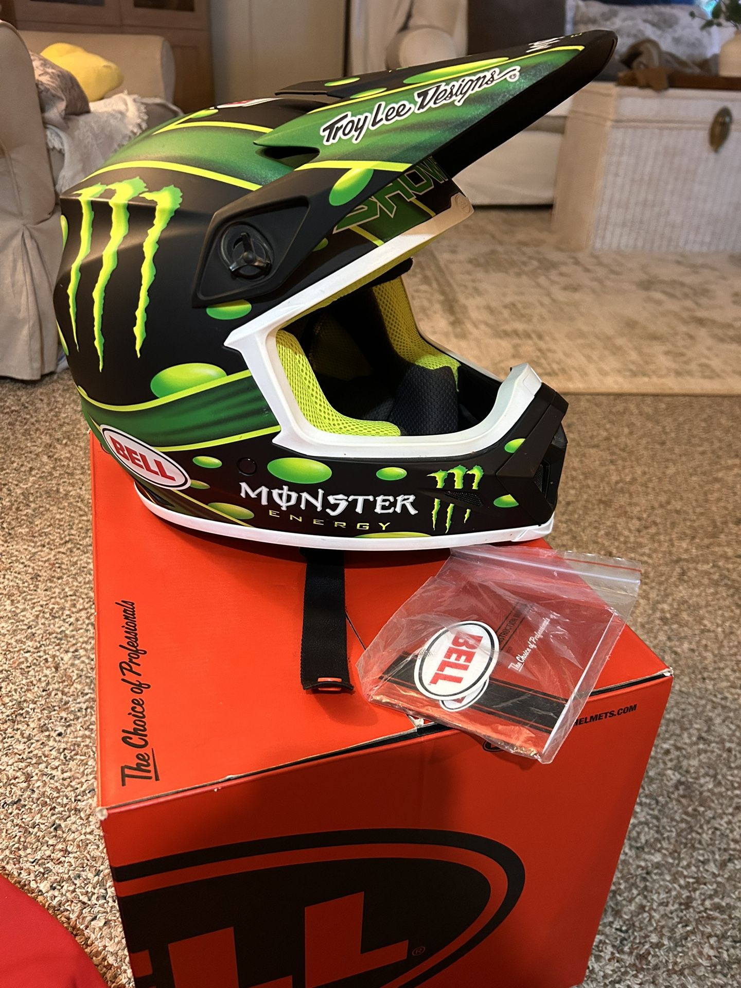 Bell Troy Lee Design 