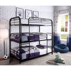 Triple Bunk beds Wtha Matt’s 