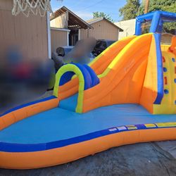 Inflatable waterslide
