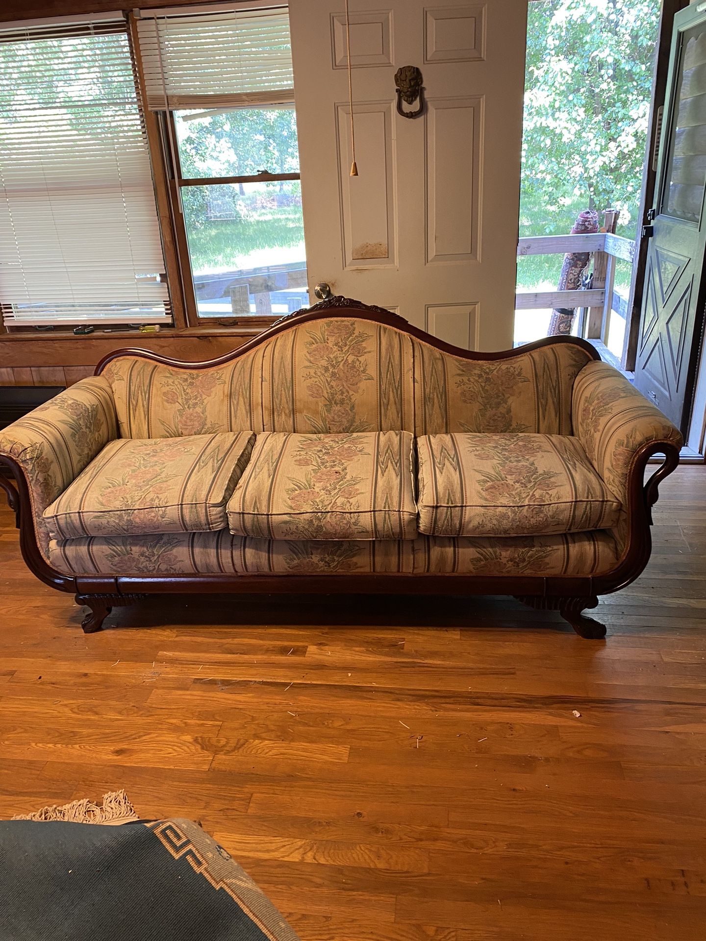 Vintage Duncan Phyfe Couch