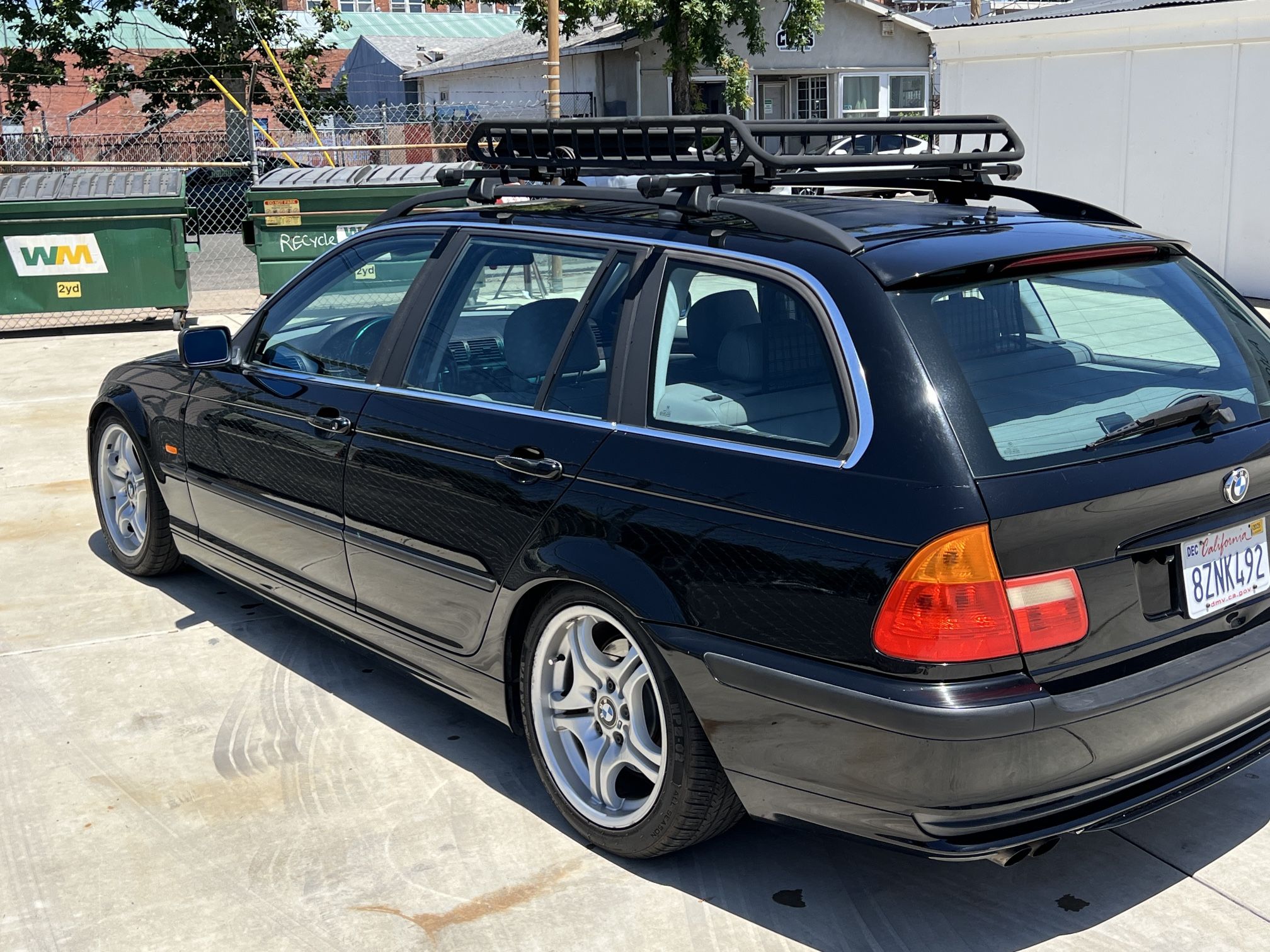 2001 BMW 325i