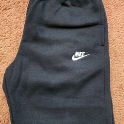 Nike Sweatpants Taper Leg Size Large 