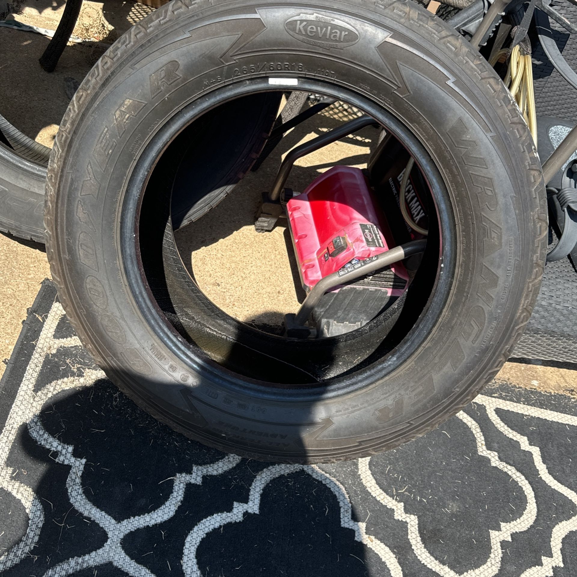265-60-18 Tires 🛞 