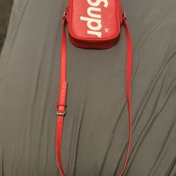 Supreme Shoulder Bag Read Description !!!