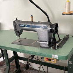 Singer 491 D300AA with table