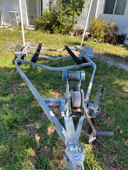 Boat trailer
