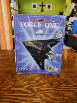 ERTL Force One Die-cast Planes/ Tanks.